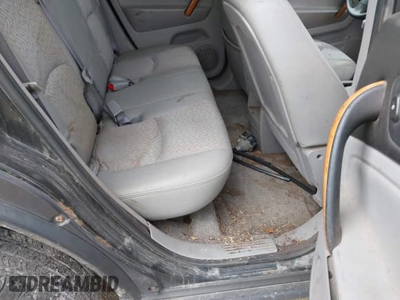 ✅ 2007 Saturn VUE V6 • VIN: 5GZCZ53437S865346 • Lot: 42567861. Wystawiony na IAAI z przebiegiem 424 831 mil. Bezpłatny archiwum sprzedaży aukcyjnych z USA i szczegółowy raport historii pojazdu na DreamBid. Zdjęcie 8.