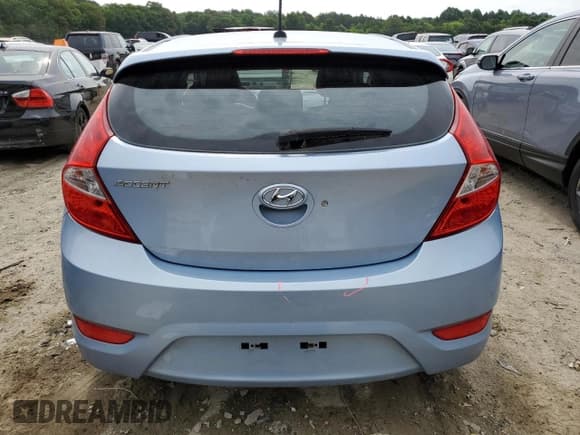 ✅ 2012 Hyundai Accent SE • VIN: KMHCU5AE6CU043498 • Лот: 57148714. Опубликован ранее на Copart с пробегом 79 464 миль. Бесплатный доступ к архиву аукционных продаж из США и подробный отчёт об истории автомобиля на DreamBid. Изображение 6.