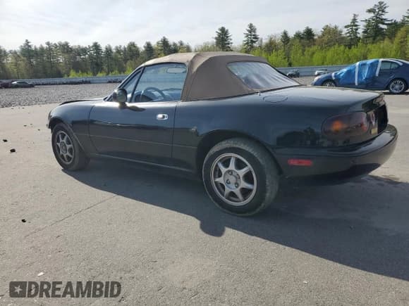 ✅ 1994 Mazda MX-5 Miata • VIN: JM1NA3537R0516683 • Lot: 56464905. Wystawiony na Copart z przebiegiem 101 845 mil. Bezpłatny archiwum sprzedaży aukcyjnych z USA i szczegółowy raport historii pojazdu na DreamBid. Zdjęcie 2.