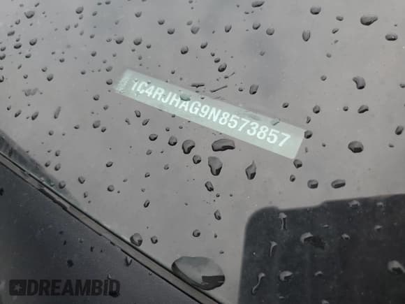 ✅ 2022 Jeep Grand Cherokee Altitude • VIN: 1C4RJHAG9N8573857 • Lot: 64008115. Listed on Copart with Not provided. Free auction sales archive from the USA and detailed vehicle history report at DreamBid. Image 12.