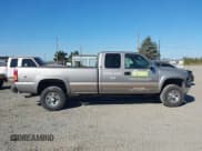 ✅ 2001 Chevrolet Silverado 2500HD LS • VIN: 1GCHK29G61E281556 • Лот: 42953227. Опубликован ранее на IAAI с пробегом 272 150 миль. Бесплатный доступ к архиву аукционных продаж из США и подробный отчёт об истории автомобиля на DreamBid. Изображение 14.