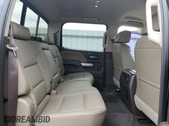 ✅ 2018 Chevrolet Silverado 2500HD LTZ • VIN: 1GC1KWEYXJF143472 • Lot: 58952945. Wystawiony na Copart z przebiegiem 125 403 mil. Bezpłatny archiwum sprzedaży aukcyjnych z USA i szczegółowy raport historii pojazdu na DreamBid. Zdjęcie 10.