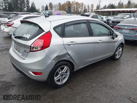 ✅ 2019 Ford Fiesta SE • VIN: 3FADP4EJ1KM152848 • Lot: 43689248. Listed on IAAI with 55,111 mi. Free auction sales archive from the USA and detailed vehicle history report at DreamBid. Image 4.