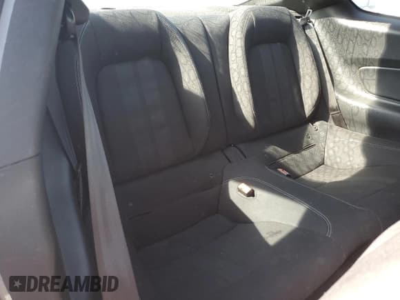 ✅ 2019 Ford Mustang EcoBoost • VIN: 1FA6P8TH2K5199585 • Лот: 82232095. Опубликован ранее на Copart с пробегом 113 664 миль. Бесплатный доступ к архиву аукционных продаж из США и подробный отчёт об истории автомобиля на DreamBid. Изображение 10.