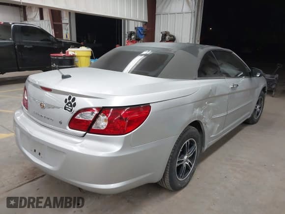 ✅ 2008 Chrysler Sebring LX • VIN: 1C3LC45K28N621023 • Lot: 43799954. Wystawiony na IAAI z przebiegiem 86 740 mil. Bezpłatny archiwum sprzedaży aukcyjnych z USA i szczegółowy raport historii pojazdu na DreamBid. Zdjęcie 4.