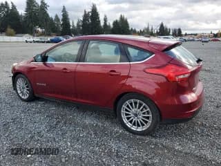 ✅ 2015 Ford Focus Electric • VIN: 1FADP3R40FL249156 • Лот: 75577633. Опубликован ранее на Copart с пробегом 90 617 миль. Бесплатный доступ к архиву аукционных продаж из США и подробный отчёт об истории автомобиля на DreamBid. Изображение 2.
