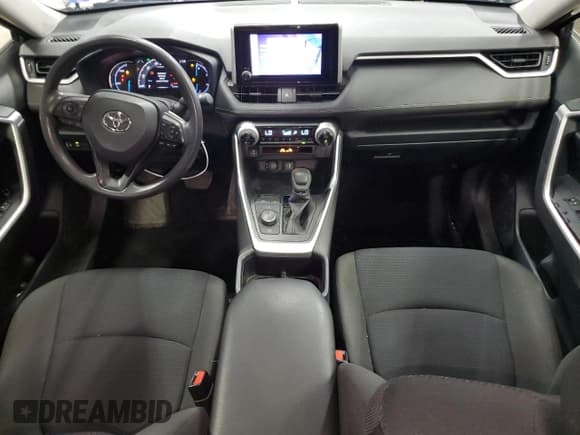 ✅ 2023 Toyota RAV4 Hybrid LE • VIN: JTMMWRFV5PD187049 • Лот: 63238395. Опубликован ранее на Copart с пробегом 12 248 миль. Бесплатный доступ к архиву аукционных продаж из США и подробный отчёт об истории автомобиля на DreamBid. Изображение 8.