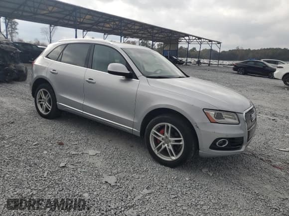 ✅ 2015 Audi Q5 Premium Plus • VIN: WA1LFAFP5FA141813 • Lot: 92761885. Listed on Copart with 170,431 mi. Free auction sales archive from the USA and detailed vehicle history report at DreamBid. Image 4.