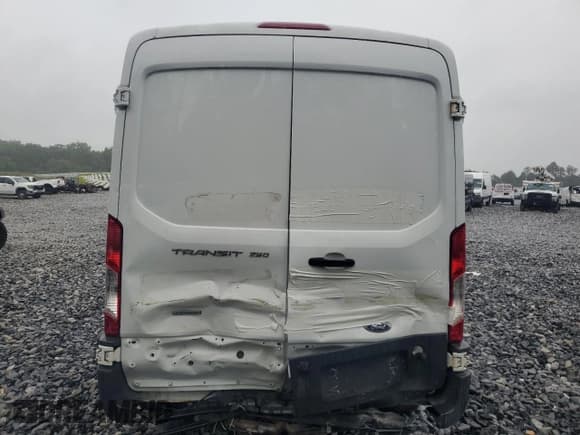 ✅ 2017 Ford Transit • VIN: 1FTYR2CG1HKB12531 • Lot: 70606285. Listed on Copart with 209,960 mi. Free auction sales archive from the USA and detailed vehicle history report at DreamBid. Image 6.