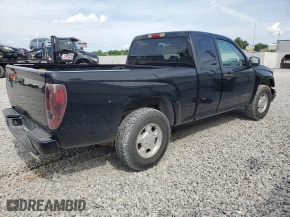 ✅ 2004 Chevrolet Colorado Z85 • VIN: 1GCCS198448121997 • Lot: 61898085. Wystawiony na Copart z przebiegiem 117 764 mil. Bezpłatny archiwum sprzedaży aukcyjnych z USA i szczegółowy raport historii pojazdu na DreamBid. Zdjęcie 3.