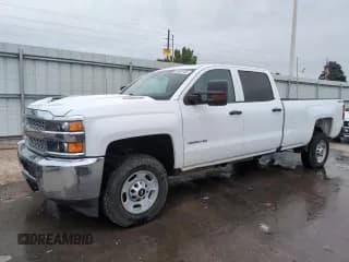 ✅ 2019 Chevrolet Silverado 2500HD Work Truck • VIN: 1GC1KREY7KF103126 • Lot: 58327105. Wystawiony na Copart z przebiegiem 191 511 mil. Bezpłatny archiwum sprzedaży aukcyjnych z USA i szczegółowy raport historii pojazdu na DreamBid. Zdjęcie 1.