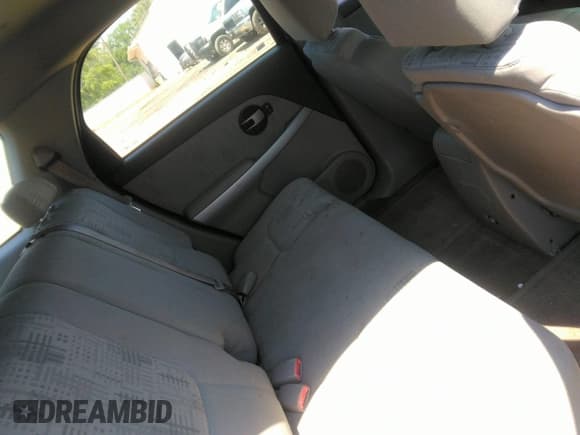 ✅ 2006 Chevrolet Equinox LS • VIN: 2CNDL13F266185839 • Лот: 42082046. Опубликован ранее на IAAI с пробегом 104 475 миль. Бесплатный доступ к архиву аукционных продаж из США и подробный отчёт об истории автомобиля на DreamBid. Изображение 8.