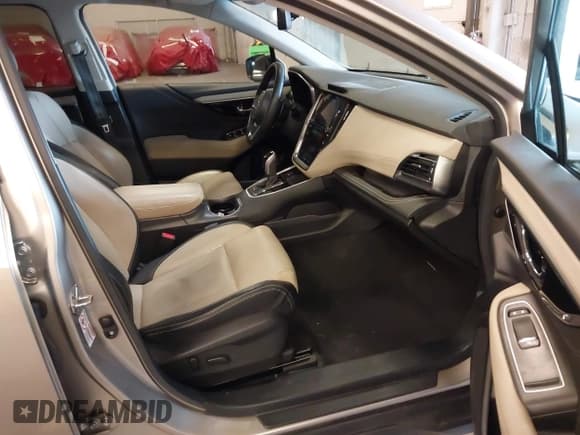 ✅ 2020 Subaru Outback Limited XT • VIN: 4S4BTGND5L3106320 • Lot: 43559078. Listed on IAAI with 23,843 mi. Free auction sales archive from the USA and detailed vehicle history report at DreamBid. Image 5.