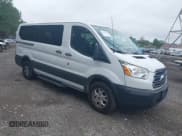 ✅ 2015 Ford Transit XL • VIN: 1FMZK1YM8FKB06431 • Lot: 42653296. Wystawiony na IAAI z przebiegiem 211 105 mil. Bezpłatny archiwum sprzedaży aukcyjnych z USA i szczegółowy raport historii pojazdu na DreamBid. Zdjęcie 1.