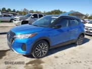 ✅ 2023 Nissan Kicks SV • VIN: 3N1CP5CV6PL467159 • Лот: 92219555. Опубликован ранее на Copart с пробегом 35 386 миль. Бесплатный доступ к архиву аукционных продаж из США и подробный отчёт об истории автомобиля на DreamBid. Изображение 1.