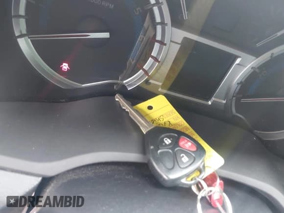 ✅ 2019 Toyota 4Runner SR5 • VIN: JTEBU5JR2K5676586 • Lot: 42070642. Listed on IAAI with 144,039 mi. Free auction sales archive from the USA and detailed vehicle history report at DreamBid. Image 11.