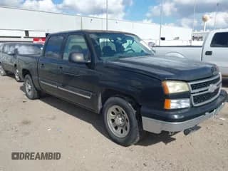 ✅ 2007 Chevrolet Silverado 1500 LS • VIN: 2GCEC13V771138837 • Lot: 43663949. Listed on IAAI with 220,682 mi. Free auction sales archive from the USA and detailed vehicle history report at DreamBid. Image 1.