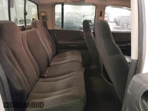 ✅ 2004 Dodge Dakota Sport • VIN: 1D7HG38NX4S635016 • Lot: 85332484. Wystawiony na Copart z przebiegiem 281 187 mil. Bezpłatny archiwum sprzedaży aukcyjnych z USA i szczegółowy raport historii pojazdu na DreamBid. Zdjęcie 10.