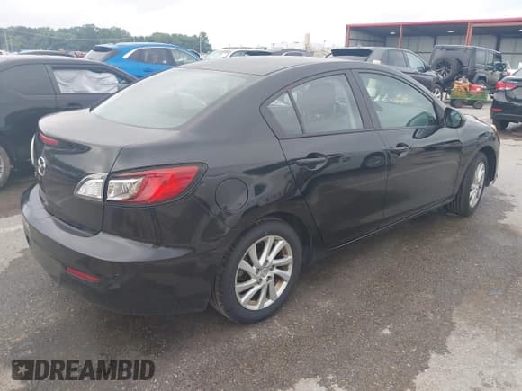 ✅ 2012 Mazda 3 i Touring • VIN: JM1BL1VF5C1503332 • Лот: 42720907. Опубликован ранее на IAAI с пробегом 122 315 миль. Бесплатный доступ к архиву аукционных продаж из США и подробный отчёт об истории автомобиля на DreamBid. Изображение 4.