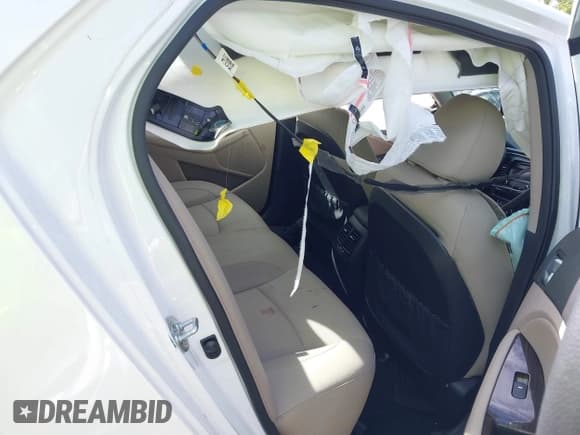 ✅ 2015 Kia Optima EX • VIN: 5XXGN4A79FG475804 • Lot: 43797297. Listed on IAAI with Not provided. Free auction sales archive from the USA and detailed vehicle history report at DreamBid. Image 8.