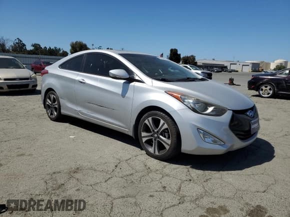 ✅ 2013 Hyundai Elantra SE • VIN: KMHDH6AEXDU018068 • Лот: 55693405. Опубликован ранее на Copart с пробегом 107 583 миль. Бесплатный доступ к архиву аукционных продаж из США и подробный отчёт об истории автомобиля на DreamBid. Изображение 4.