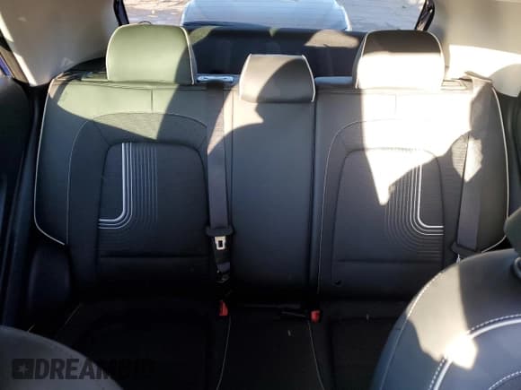 ✅ 2022 Hyundai Venue SEL • VIN: KMHRC8A37NU193054 • Lot: 80243764. Listed on Copart with 11,233 mi. Free auction sales archive from the USA and detailed vehicle history report at DreamBid. Image 10.