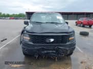 ✅ 2024 Ford F-150 • VIN: 1FTEX2LP1RKE72862 • Lot: 42214197. Wystawiony na IAAI z przebiegiem 25 672 mil. Bezpłatny archiwum sprzedaży aukcyjnych z USA i szczegółowy raport historii pojazdu na DreamBid. Zdjęcie 13.