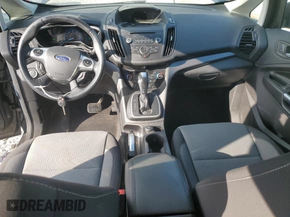 ✅ 2018 Ford C-Max SE • VIN: 1FADP5AU2JL104040 • Lot: 83855955. Wystawiony na Copart z przebiegiem 177 306 mil. Bezpłatny archiwum sprzedaży aukcyjnych z USA i szczegółowy raport historii pojazdu na DreamBid. Zdjęcie 8.