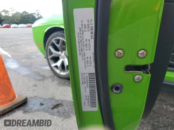 ✅ 2017 Dodge Challenger SXT Plus • VIN: 2C3CDZAG0HH555138 • Lot: 84816105. Wystawiony na Copart z przebiegiem 136 840 mil mil. Skorzystaj z bezpłatnego archiwum sprzedaży aukcyjnych z USA i zobacz szczegółowy raport historii pojazdu na DreamBid. Zdjęcie 13.