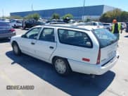 ✅ 1993 Ford Taurus • VIN: 1FALP5744PG110474 • Лот: 42994751. Опубликован ранее на IAAI с пробегом 58 855 миль. Бесплатный доступ к архиву аукционных продаж из США и подробный отчёт об истории автомобиля на DreamBid. Изображение 3.