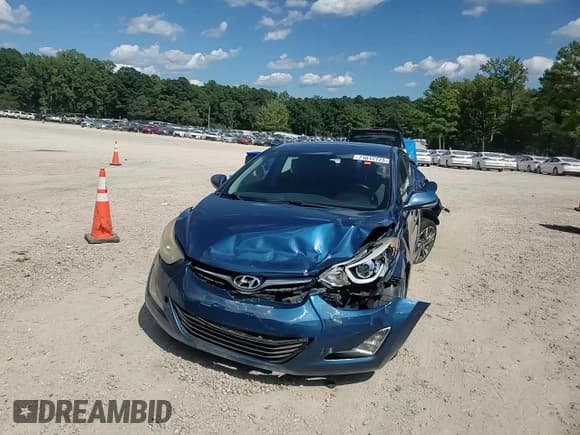 ✅ 2015 Hyundai Elantra Limited • VIN: KMHDH4AEXFU425170 • Lot: 71012725. Listed on Copart with Not provided. Free auction sales archive from the USA and detailed vehicle history report at DreamBid. Image 13.