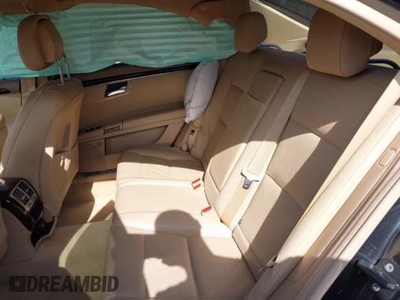 ✅ 2012 Mercedes-Benz S 550 • VIN: WDDNG9EBXCA425567 • Lot: 43111940. Wystawiony na IAAI z przebiegiem 132 161 mil. Bezpłatny archiwum sprzedaży aukcyjnych z USA i szczegółowy raport historii pojazdu na DreamBid. Zdjęcie 8.