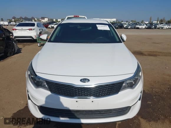 ✅ 2018 Kia Optima LX • VIN: 5XXGT4L35JG265399 • Lot: 43785035. Listed on IAAI with 128,699 mi. Free auction sales archive from the USA and detailed vehicle history report at DreamBid. Image 12.