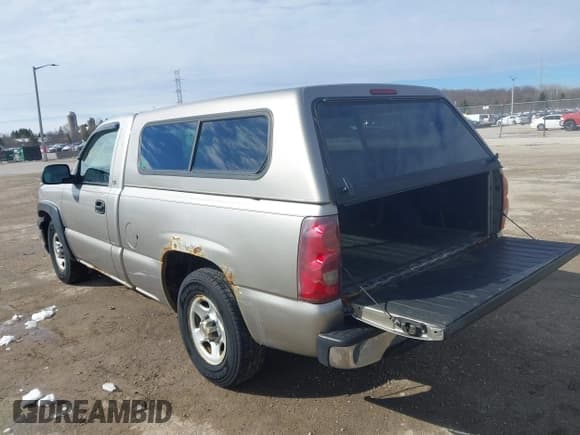 ✅ 2003 Chevrolet Silverado 1500 Work Truck • VIN: 1GCEC14X73Z171757 • Лот: 41814219. Опубликован ранее на IAAI с пробегом 123 206 миль. Бесплатный доступ к архиву аукционных продаж из США и подробный отчёт об истории автомобиля на DreamBid. Изображение 3.