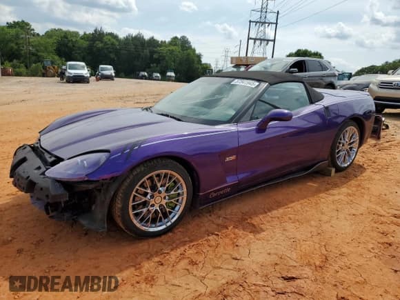 ✅ 2010 Chevrolet Corvette • VIN: 1G1YG3DW6A5103886 • Lot: 57341945. Wystawiony na Copart z przebiegiem 134 151 mil. Bezpłatny archiwum sprzedaży aukcyjnych z USA i szczegółowy raport historii pojazdu na DreamBid. Zdjęcie 1.