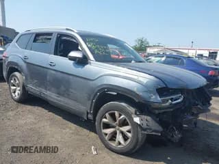 ✅ 2018 Volkswagen Atlas SE • VIN: 1V2KR2CA3JC504717 • Lot: 42414174. Wystawiony na IAAI z przebiegiem 105 909 mil. Bezpłatny archiwum sprzedaży aukcyjnych z USA i szczegółowy raport historii pojazdu na DreamBid. Zdjęcie 1.