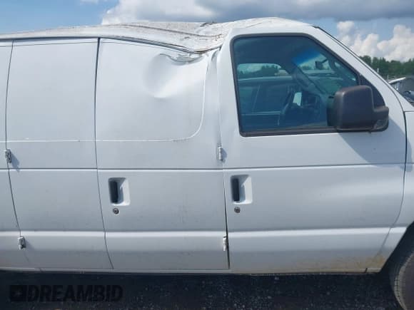 ✅ 2008 Ford Econoline Cargo Commercial • VIN: 1FTNE14W08DB10644 • Lot: 42787653. Listed on IAAI with 141,594 mi. Free auction sales archive from the USA and detailed vehicle history report at DreamBid. Image 13.