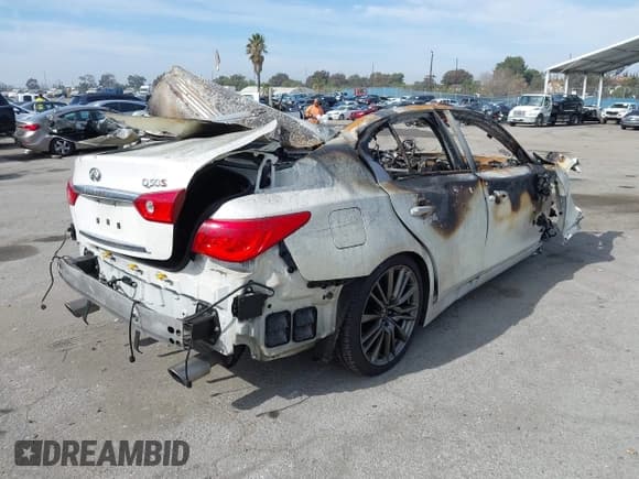 ✅ 2017 Infiniti Q50 Red Sport 400 • VIN: JN1FV7AP7HM850702 • Лот: 41494271. Опубликован ранее на IAAI с пробегом Не указан. Бесплатный доступ к архиву аукционных продаж из США и подробный отчёт об истории автомобиля на DreamBid. Изображение 4.