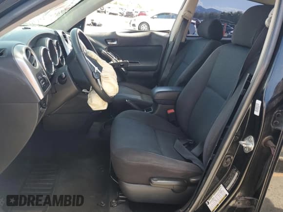 ✅ 2006 Toyota Matrix STD • VIN: 2T1KR32E06C617972 • Лот: 84816065. Опубликован ранее на Copart с пробегом 196 779 миль. Бесплатный доступ к архиву аукционных продаж из США и подробный отчёт об истории автомобиля на DreamBid. Изображение 7.