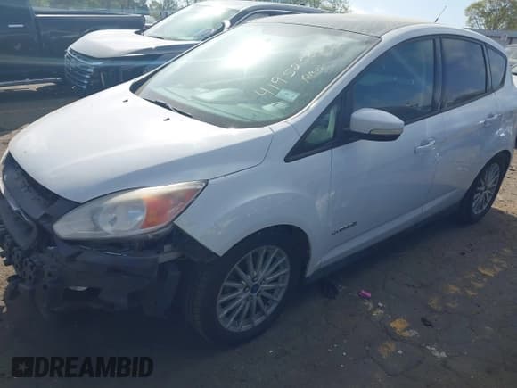 ✅ 2014 Ford C-Max SE • VIN: 1FADP5AU3EL510365 • Lot: 41952500. Listed on IAAI with 146,850 mi. Free auction sales archive from the USA and detailed vehicle history report at DreamBid. Image 18.