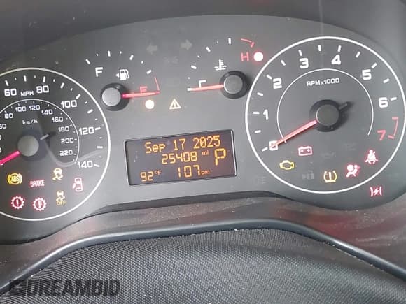 ✅ 2022 Ram ProMaster City Cargo Tradesman • VIN: ZFBHRFAB1N6X59677 • Lot: 43249440. Wystawiony na IAAI z przebiegiem 25 408 mil. Bezpłatny archiwum sprzedaży aukcyjnych z USA i szczegółowy raport historii pojazdu na DreamBid. Zdjęcie 16.