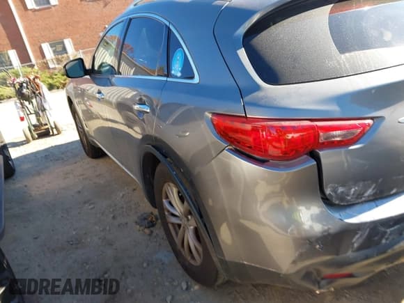 ✅ 2014 Infiniti QX70 • VIN: JN8CS1MW3EM410971 • Lot: 43680271. Wystawiony na IAAI z przebiegiem 147 332 mil. Bezpłatny archiwum sprzedaży aukcyjnych z USA i szczegółowy raport historii pojazdu na DreamBid. Zdjęcie 3.
