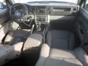 ✅ 2007 Jeep Commander Sport • VIN: 1J8HH48K07C587326 • Lot: 45929575. Listed on Copart with 220,018 mi. Free auction sales archive from the USA and detailed vehicle history report at DreamBid. Image 8.