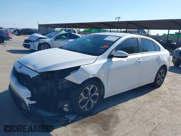 ✅ 2021 Kia Forte LXS • VIN: 3KPF24ADXME360113 • Лот: 43418029. Опубликован ранее на IAAI с пробегом 97 235 миль. Бесплатный доступ к архиву аукционных продаж из США и подробный отчёт об истории автомобиля на DreamBid. Изображение 2.