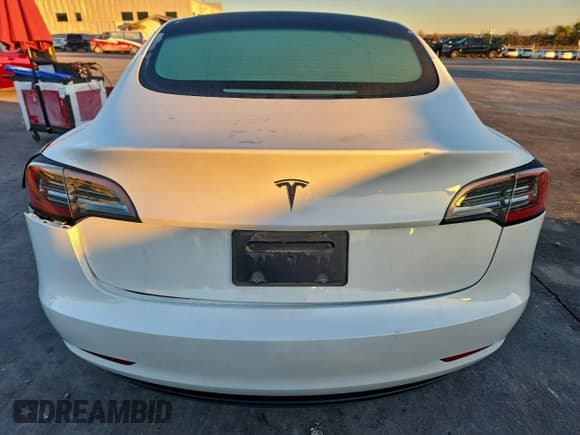✅ 2023 Tesla Model 3 • VIN: 5YJ3E1EA5PF596756 • Лот: 91879025. Опубликован ранее на Copart с пробегом 47 552 миль. Бесплатный доступ к архиву аукционных продаж из США и подробный отчёт об истории автомобиля на DreamBid. Изображение 6.
