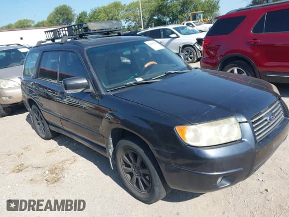 ✅ 2008 Subaru Forester X • VIN: JF1SG65658H723897 • Lot: 42864862. Listed on IAAI with 159,188 mi. Free auction sales archive from the USA and detailed vehicle history report at DreamBid. Image 1.