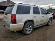 ✅ 2011 Chevrolet Tahoe LTZ • VIN: 1GNSCCE06BR353553 • Lot: 93994315. Wystawiony na Copart z przebiegiem 284 688 mil. Bezpłatny archiwum sprzedaży aukcyjnych z USA i szczegółowy raport historii pojazdu na DreamBid. Zdjęcie 3.