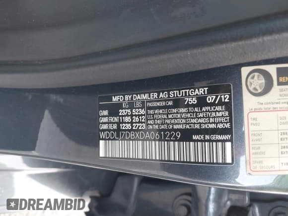 ✅ 2013 Mercedes-Benz CLS 550 • VIN: WDDLJ7DBXDA061229 • Lot: 41701414. Wystawiony na IAAI z przebiegiem 144 791 mil. Bezpłatny archiwum sprzedaży aukcyjnych z USA i szczegółowy raport historii pojazdu na DreamBid. Zdjęcie 9.