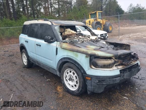✅ 2024 Ford Bronco Sport Heritage • VIN: 3FMCR9G61RRE62609 • Lot: 41517486. Listed on IAAI with Not provided. Free auction sales archive from the USA and detailed vehicle history report at DreamBid. Image 1.
