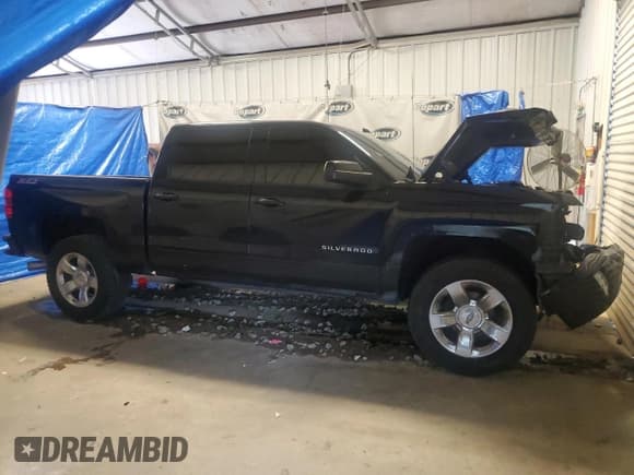 ✅ 2017 Chevrolet Silverado 1500 LT • VIN: 3GCUKREC1HG267609 • Лот: 66296194. Опубликован ранее на Copart с пробегом 137 455 миль. Бесплатный доступ к архиву аукционных продаж из США и подробный отчёт об истории автомобиля на DreamBid. Изображение 4.